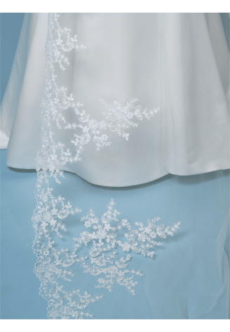 Poirier S435-350-MED Voile Paillettes Fleurs et Feuilles Brodées