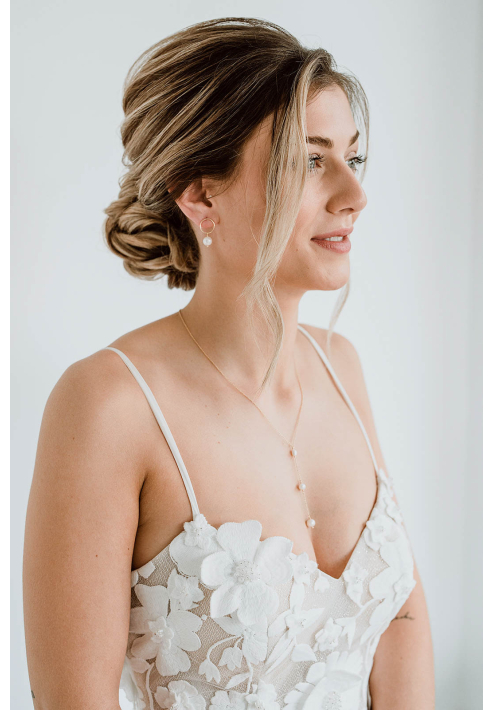 Perlenbräute Ava Collier ()