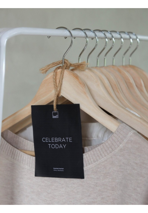 Leeff Minty Moments — Celebrate Today Noir