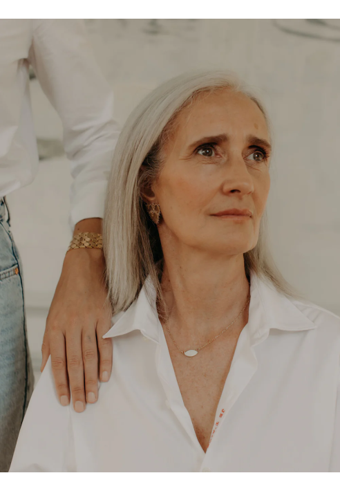 Lizeron Charlotte Collier ()