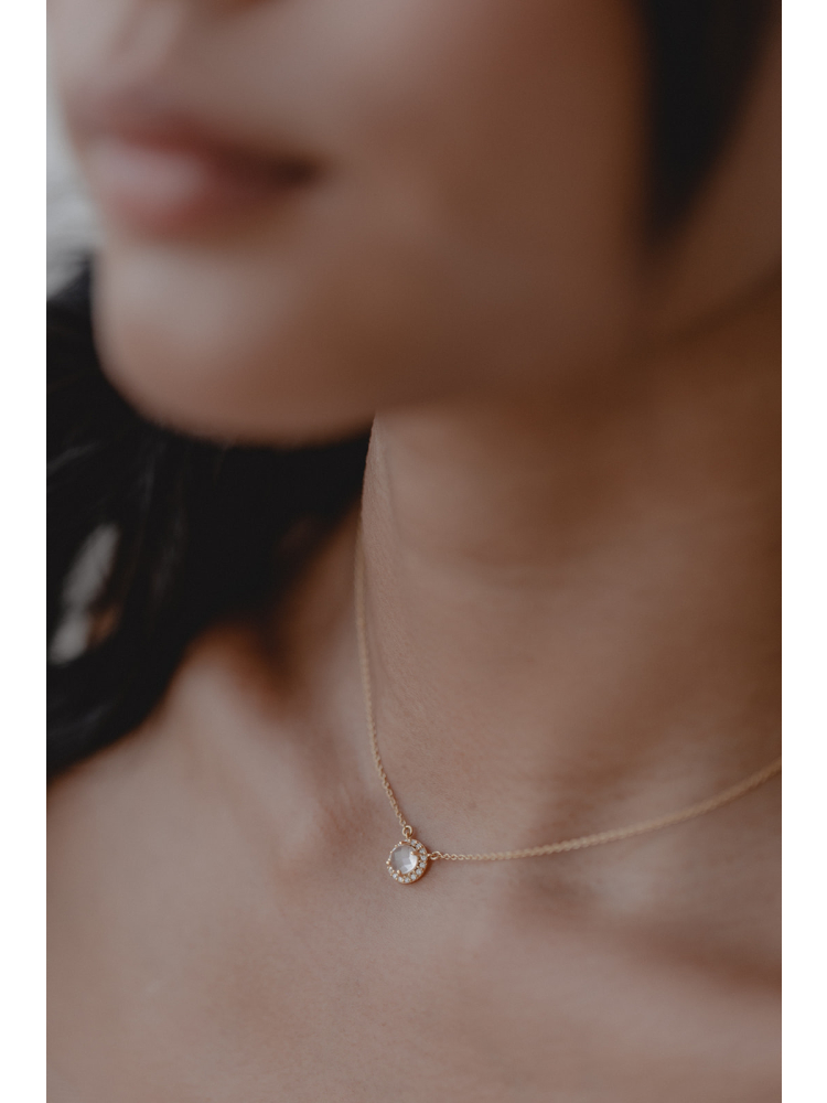 Juvelan Elaine Collier main product photo