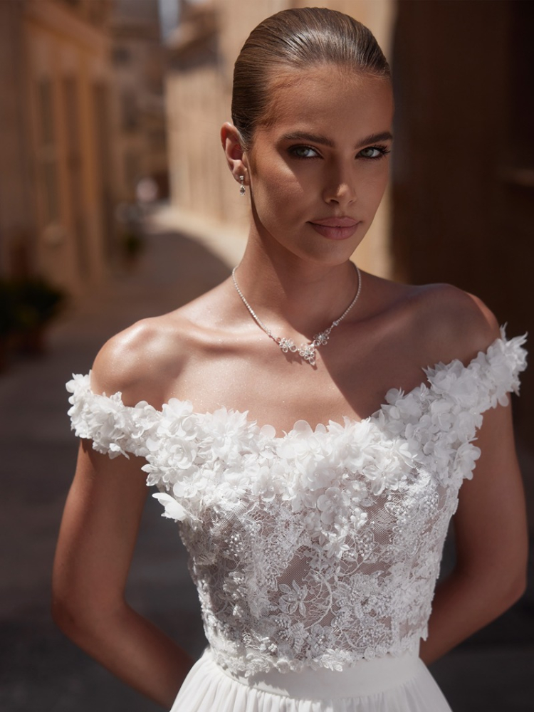 Bianco evento E486 Top main product photo