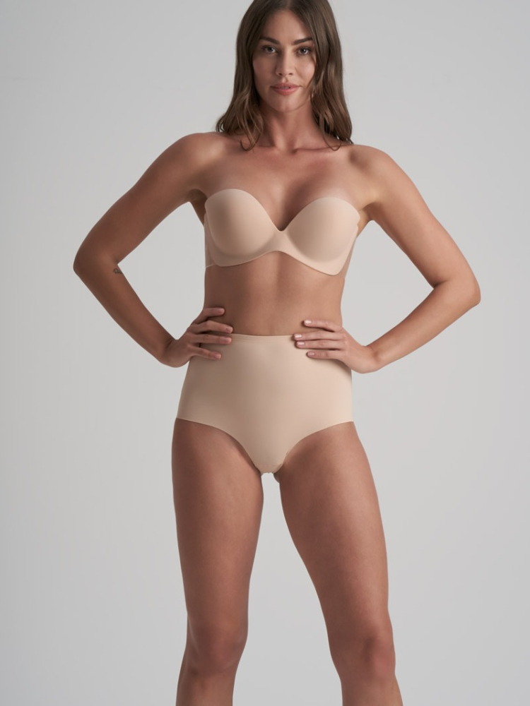 BYE BRA Diva Soutien-gorge adhésif main product photo