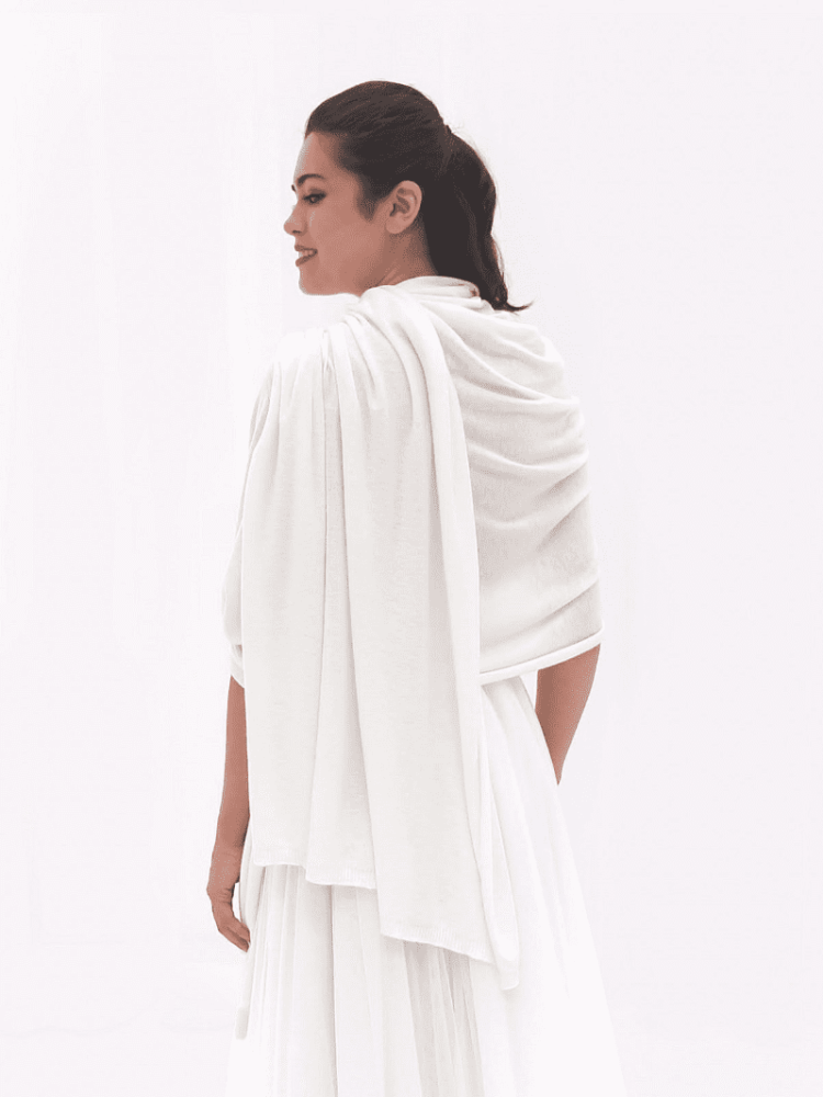 Poirier S189 Écharpe Étole main product photo