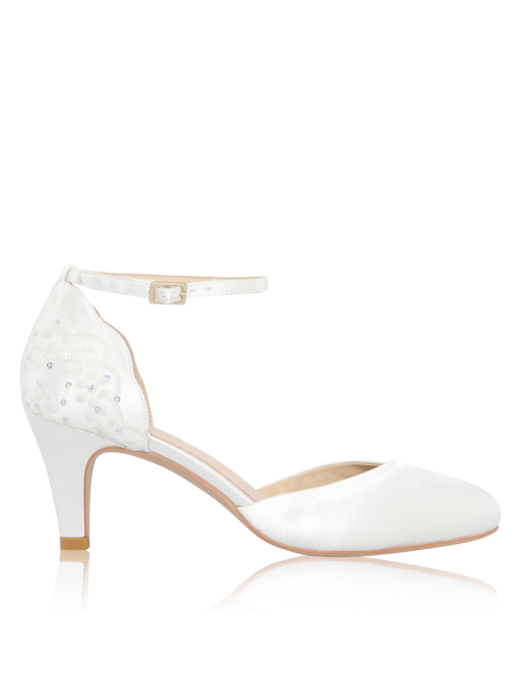 The Perfect Bridal Company Clara Chaussures de mariée main product photo
