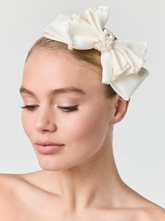 Poirier BB-75016 Vigne cheveux doré main product photo