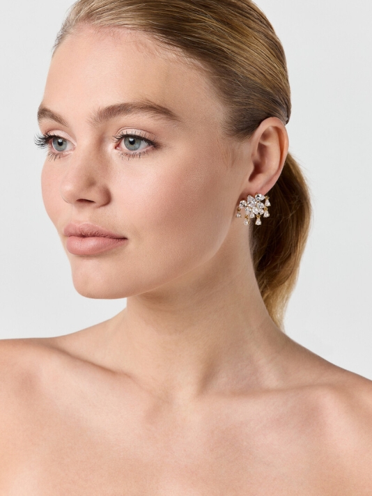 Poirier JE-75211 Boucles d'oreilles main product photo