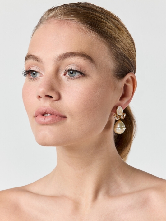 Poirier JE-75232 Boucles d'oreilles dorées main product photo